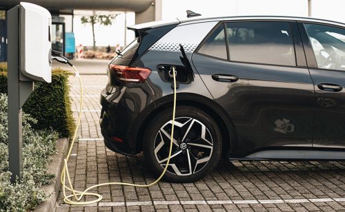 Severni regioni EU imali su najveći udeo e-automobila u 2024.