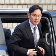 Prvi čovek kompanije Samsung izlazi iz zatvora