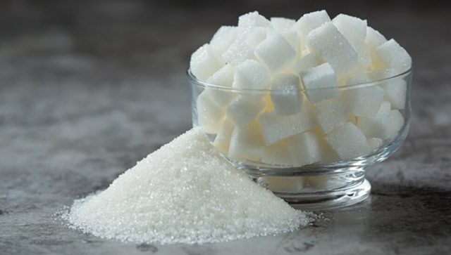 Panika kupaca ispraznila rafove, stručnjaci tvrde da neće biti nestašice šećera
