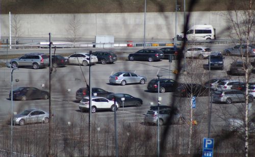Stabilna prodaja polovnih automobila, cene u blagom padu