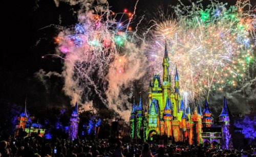 Disney prodao licencu za korišćenje svojih junaka za AI video platformu