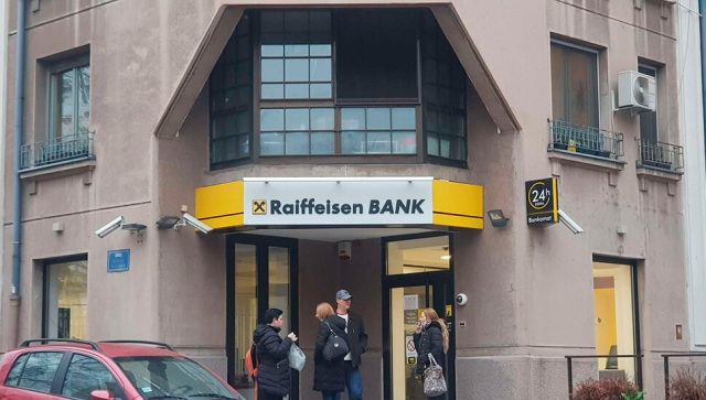 ECB traži da Raiffeisen napusti Rusiju
