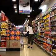 Momirović: Prodavnice dobro snabdevene i tokom predstojećih praznika