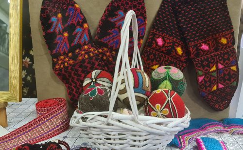 Etno mreža u Beogradu predstavila autentičan suvenir – pustovane lopte