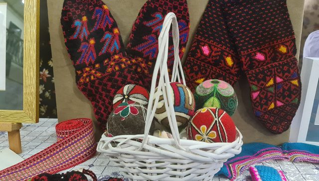 Etno mreža u Beogradu predstavila autentičan suvenir – pustovane lopte