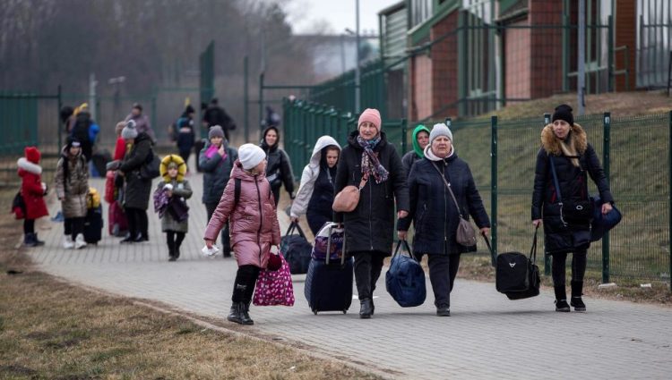 Centralna banka Hrvatske apeluje da se izbeglicama osigura pristup računima