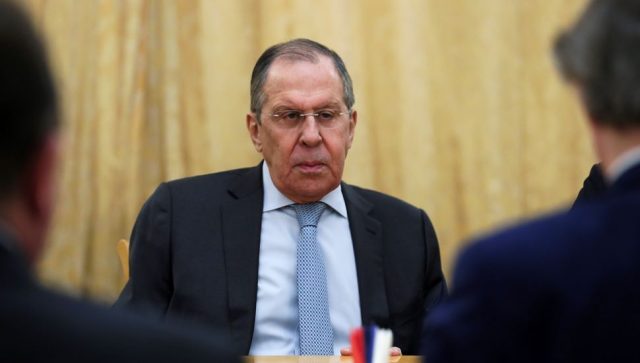 Lavrov: Zapad priprema ratne planove