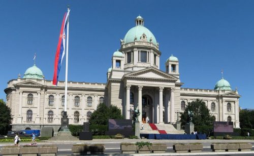 Skupština Srbije usvojila dopune Zakona o izvršenju i obezbeđenju i leks specijalis o izložbi EXPO