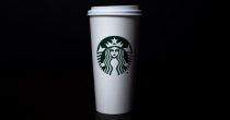 Starbucks povećava plate radnicima, ali samo u radnjama koje nemaju sindikate