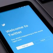 Podaci čak 400 miliona korisnika Twittera navodno se prodaju na crnom tržištu