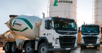 Vlada obezbedila podsticajna sredstva za nove investicije kompanije Lafarge Srbija ECOPact zeleni beton kamioni Lafarge