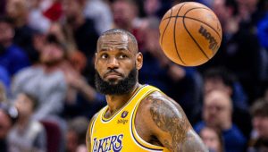 Lebron Džejms pozajmio 300 miliona dolara od osiguravajućih kompanija Lebron Džejms pozajmio 300 miliona dolara od osiguravajućih kompanija