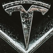 Polovni Tesla automobili u Australiji dostižu cene veće od novih modela