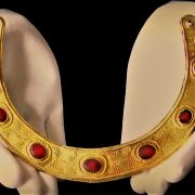 Drevna ogrlica iz Persije jedan od najskupljih artefakata na svetu
