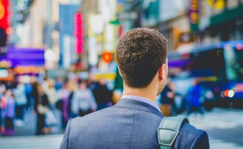 Rast broja zaposlenih u SAD iznad tržišnih očekivanja u septembru