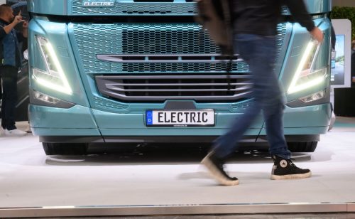 Daimler Truck zabeležio pad profita od 80 odsto u prvom kvartalu