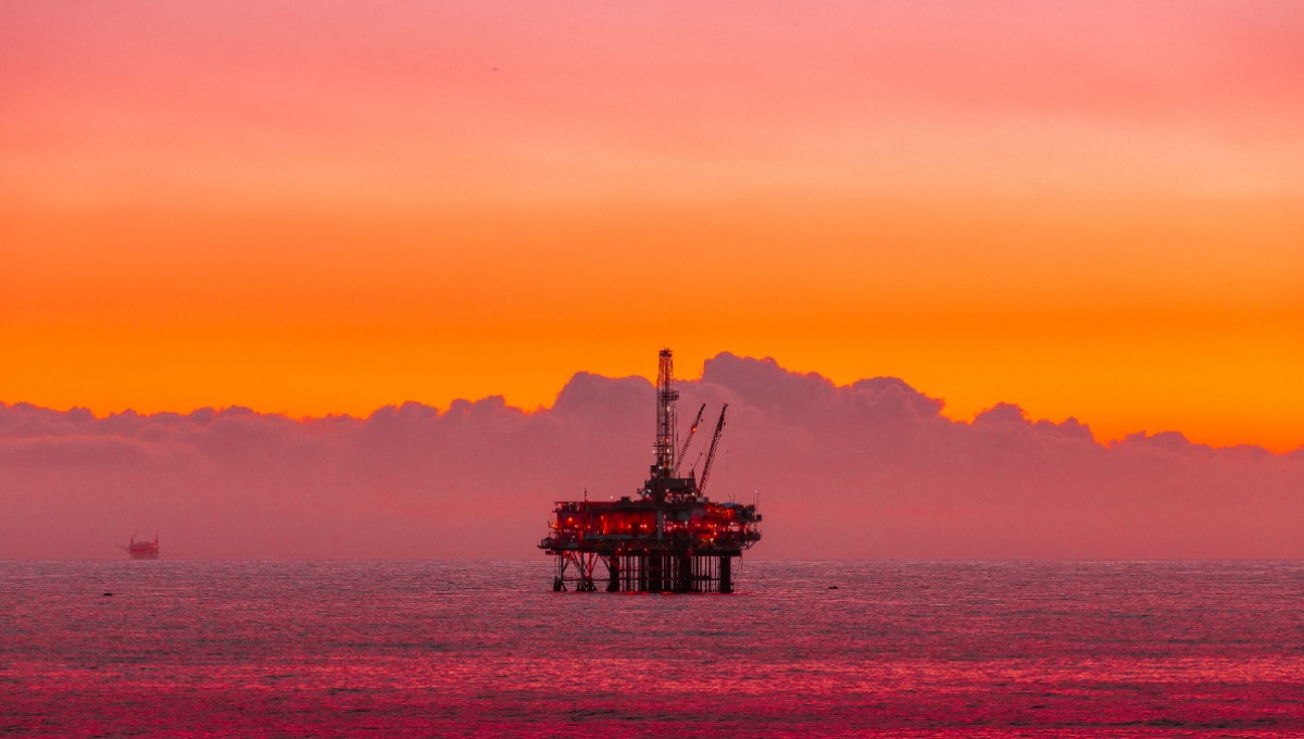 Cene nafte porasle zbog nastavka napetosti u Crvenom moru