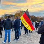 Nakon više od 30 godina od ujedinjenja radnici iz istočne Nemačke manje zarađuju