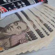 Japan potrošio više od 42 milijarde dolara kako bi podržao domaću valutu