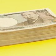 Raste vrednost jena u odnosu na dolar