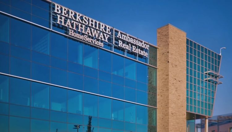 Berkshire Hathaway prijavio snažan rast operativne dobiti