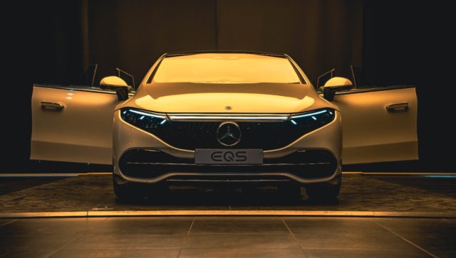 Mercedes daje podsticaje do 4.000 dolara za kupovinu njegovih električnih modela