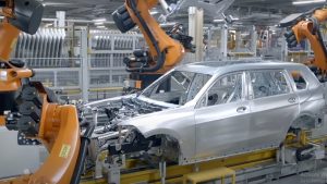 BMW snizio prognoze, priprema razgovore sa predstavnicima zaposlenih BMW snizio prognoze, priprema razgovore sa predstavnicima zaposlenih