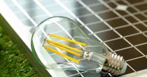solarni paneli OIE obnovljivi izvori energije sijalica električna energija struja alternativni izvori energije