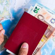 Doznake iz Austrije, Nemačke i Švajcarske iznosile 2,61 milijardu evra u 2022.