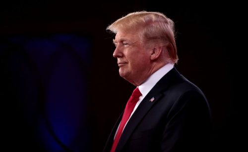 Tramp od kraja avgusta kupio obveznice za 82 miliona dolara