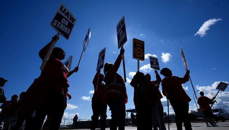 General Motors na gubitku 800 miliona dolara zbog štrajka