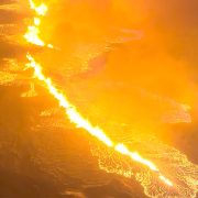 Opet proradio vulkan na Islandu