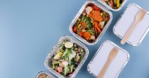 Prekomerna upotreba plastične ambalaže za prerađenu hranu Ambalaža