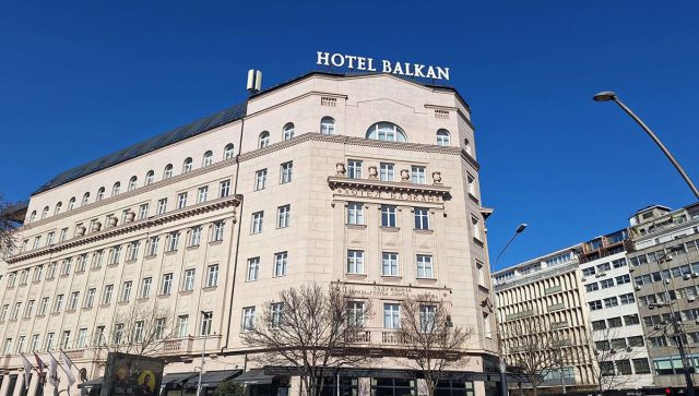 Hotel Balkan se ispisao sa Beogradske berze, izbrisan iz APR, ali – ima nove vlasnike i radi