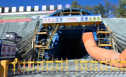 Završetak građevinskih radova na tunelu Iriški venac do kraja godine
