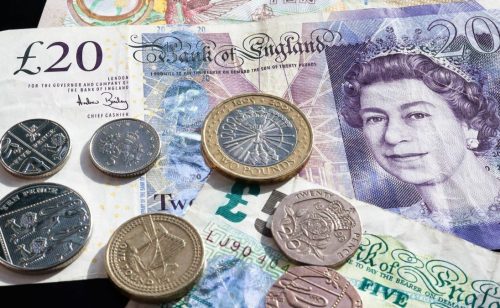 Inflatorni pokazatelji navode na mogućnost da Banka Engleske smanji kamate