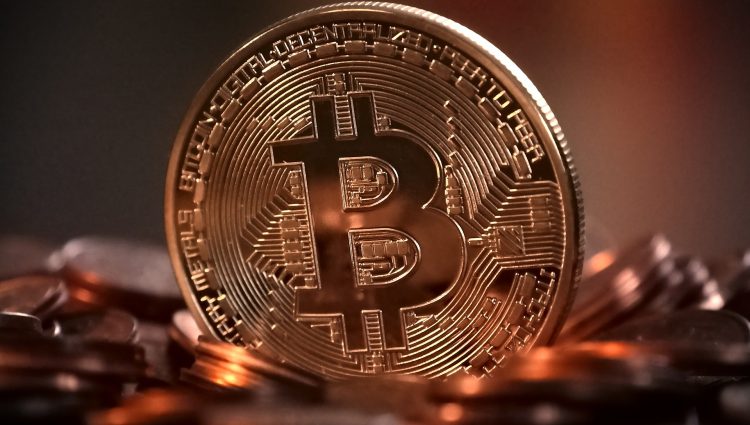 Bitcoin ETF opcije privukle dve milijarde dolara prvog dana