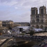 Notr Dam nakon pet godina od požara ponovo otvara svoja vrata