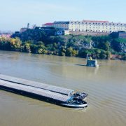 Uspeh u izazovnim vremenima rečnog i morskog transporta
