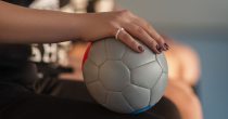 Od lokalne inicijative do nacionalnog brenda rukomet lopta ženski klub freepik