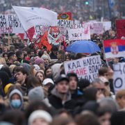 PKS: Polovina anketiranih preduzeća trpi posledice političke krize