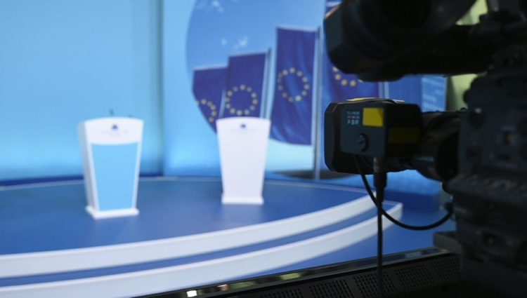 Luis de Gindos: ECB podržava prekogranična spajanja banaka u Evropi