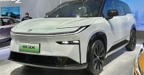 Novi, priuštivi električni model Toyote “srušio internet“ Toyota_bZ3X_001_(cropped)