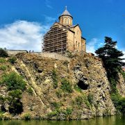 Grad Tbilisi ruši poznato kulturno zdanje, uprkos protestima arhitekata
