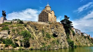 Grad Tbilisi ruši poznato kulturno zdanje, uprkos protestima arhitekata Grad Tbilisi ruši poznato kulturno zdanje, uprkos protestima arhitekata