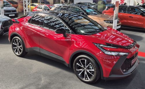 Toyota zadržala prvo mesto u prodaji automobila u 2025.