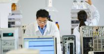Kompanija BASF ostvarila prodaju od skoro 11 milijardi evra u 2024. Laboratorija za istrazivanje i razvoj_FOTO BASF