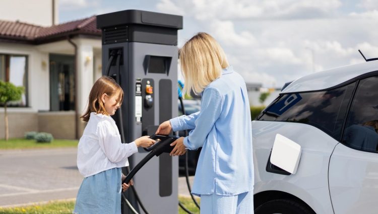 Domaća aplikacija za e-mobilnost i širenje mreže punjača podstiču usvajanje električnih vozila