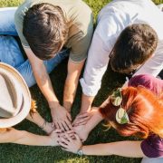 Poslodavci spremni da izdvoje i do 400 evra po osobi za organizaciju tim bildinga