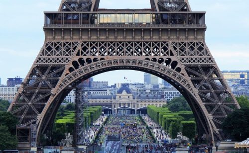 Guverner Banke Francuske povlači se pre vremena